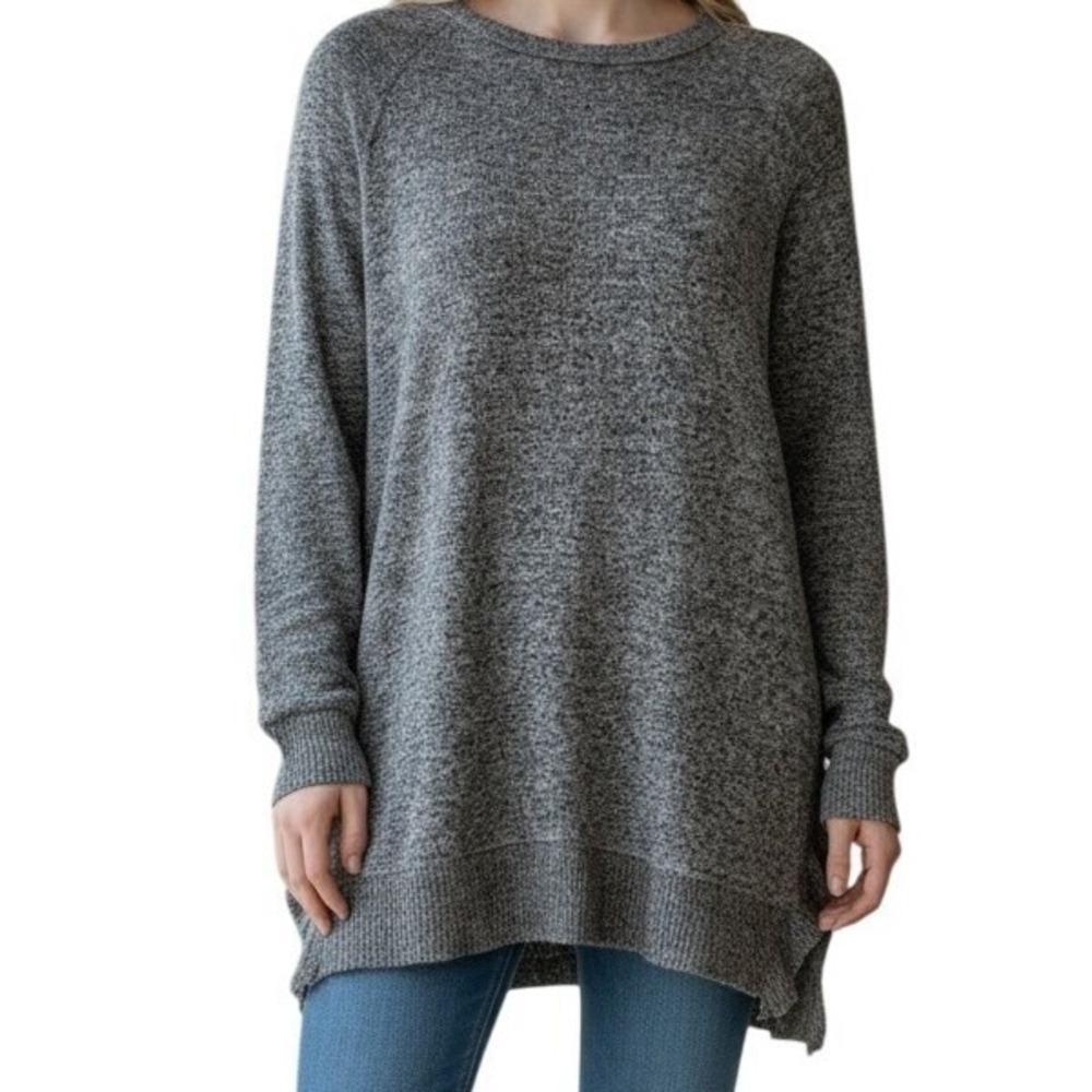 ANTHROPOLOGIE POSTMARK Oversized Marbled Gray Ruffled Trim Gia Sweater‎ Medium